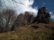 CORNO ZUCCONE (1458 m.) , guardiano della Val Taleggio (17 aprile 2012)  - FOTOGALLERY